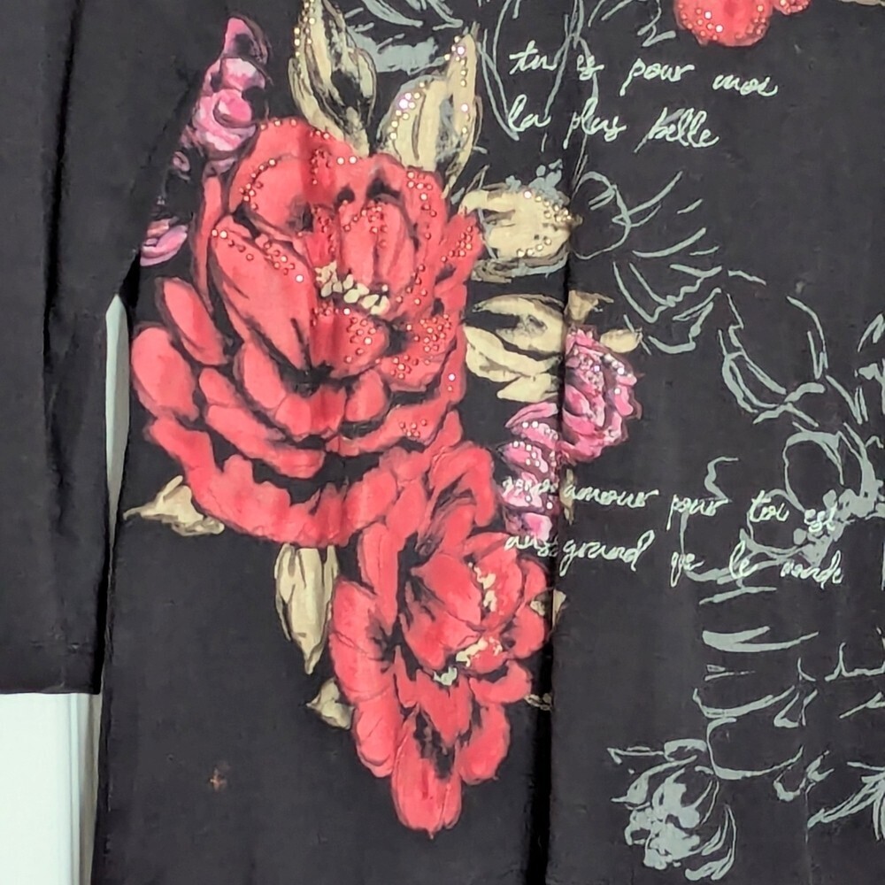 Karen Scott (Medium) Long Sleeve Tee/Top w/Floral Designs, Scripts & Sparkles - Picture 3 of 11